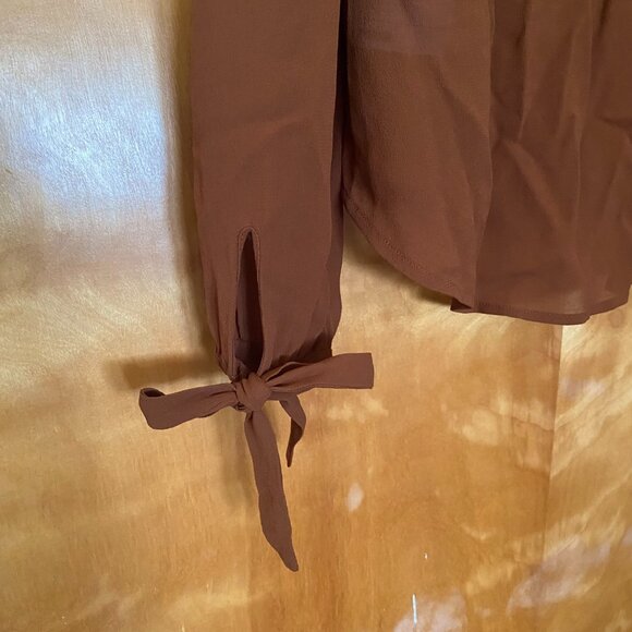 REFORMATION Long Sleeve Button Up Sheer Top Bow Cuffs Women's XS Rich Brown - Picture 7 of 13